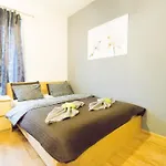 Happyestate - Just In Center Ul Krawiecka 3 *