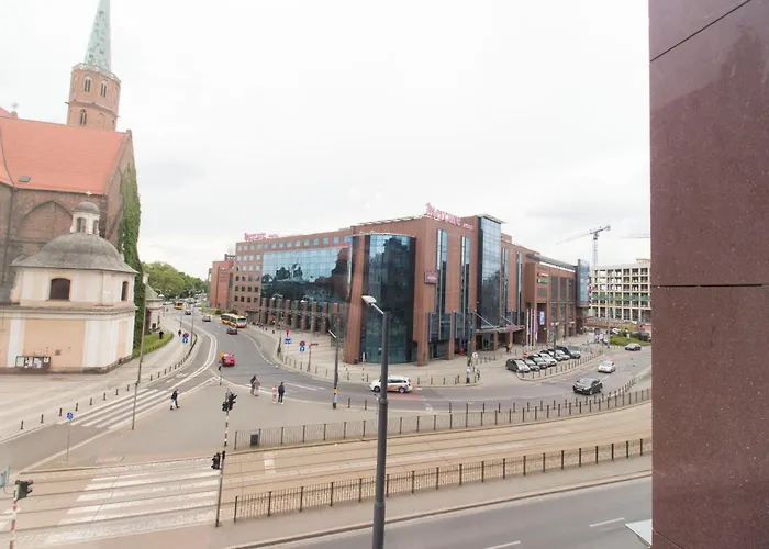 Happyestate - Just In Center Ul Krawiecka 3 *