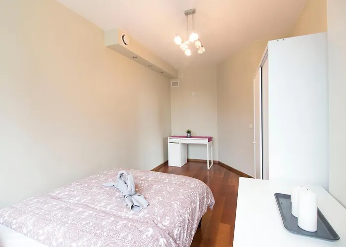 Happyestate - Just In Center Ul Krawiecka 3 Apartmán