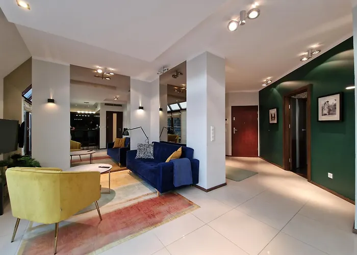 Happyestate - Just In Center Ul Krawiecka 3 *