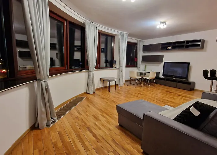 Happyestate - Just In Center Ul Krawiecka 3